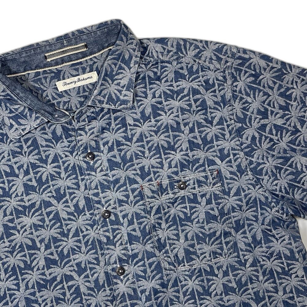Tommy Bahama 100% Cotton Blue Palm Tree Tropical Camp Shirt Men's Large